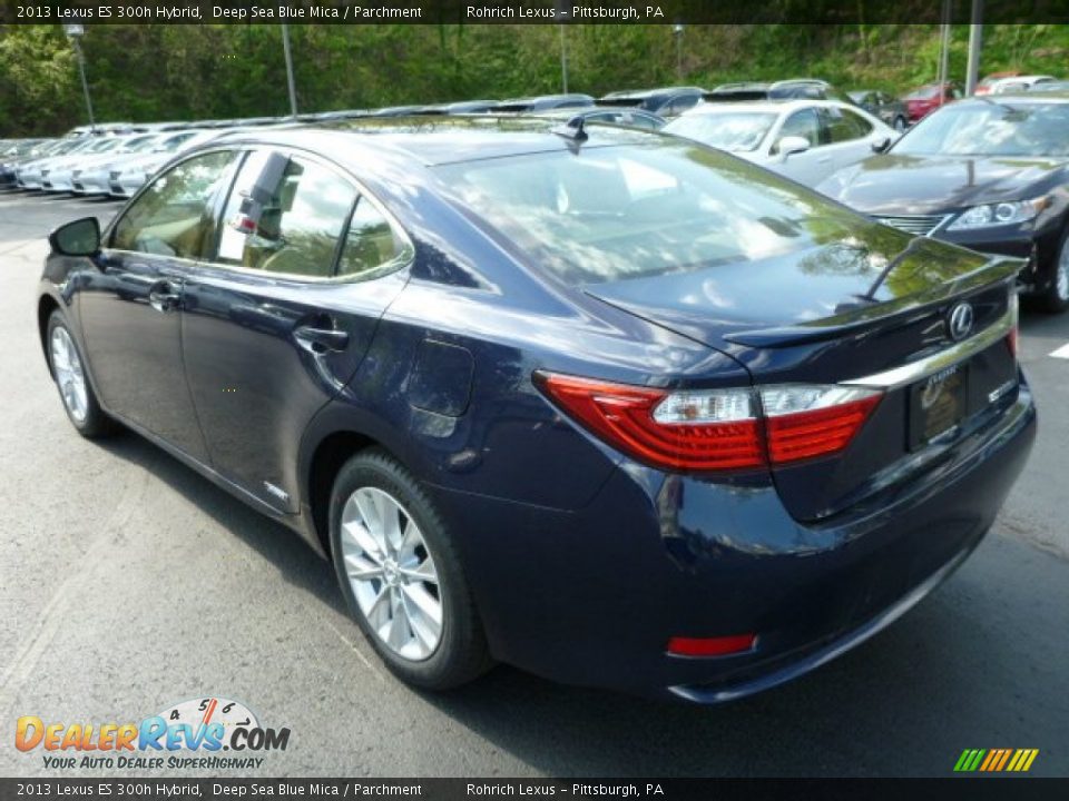 2013 Lexus ES 300h Hybrid Deep Sea Blue Mica / Parchment Photo #2