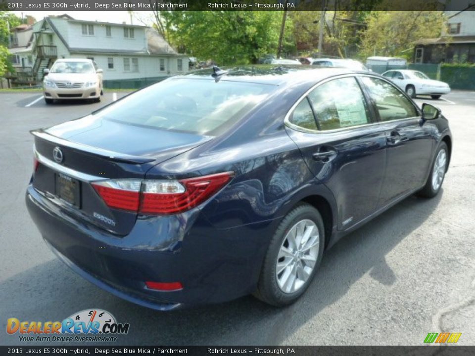 2013 Lexus ES 300h Hybrid Deep Sea Blue Mica / Parchment Photo #4