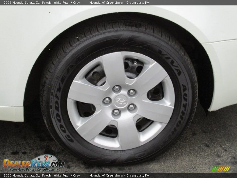 2006 Hyundai Sonata GL Powder White Pearl / Gray Photo #3