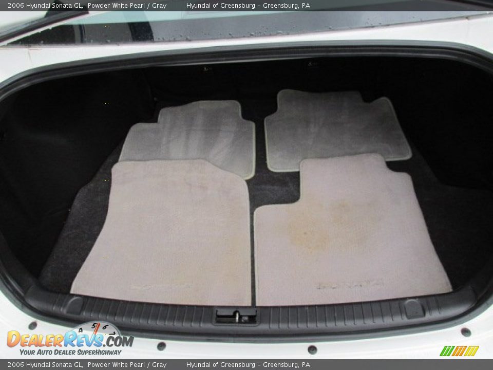 2006 Hyundai Sonata GL Powder White Pearl / Gray Photo #21