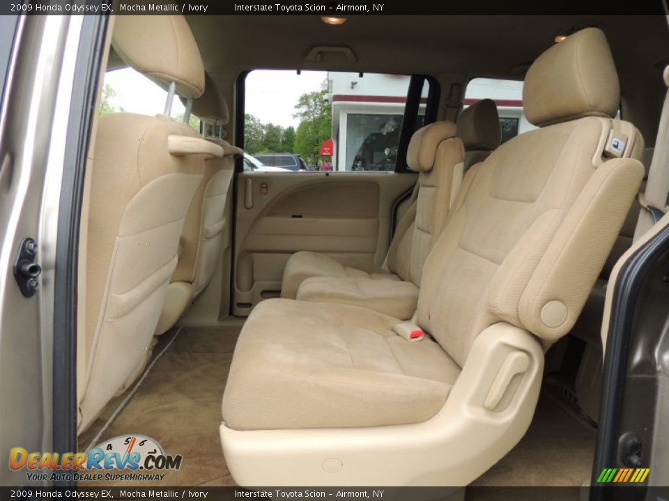 Rear Seat of 2009 Honda Odyssey EX Photo #15