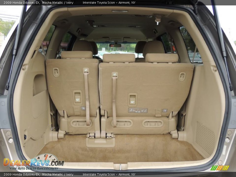 2009 Honda Odyssey EX Trunk Photo #16