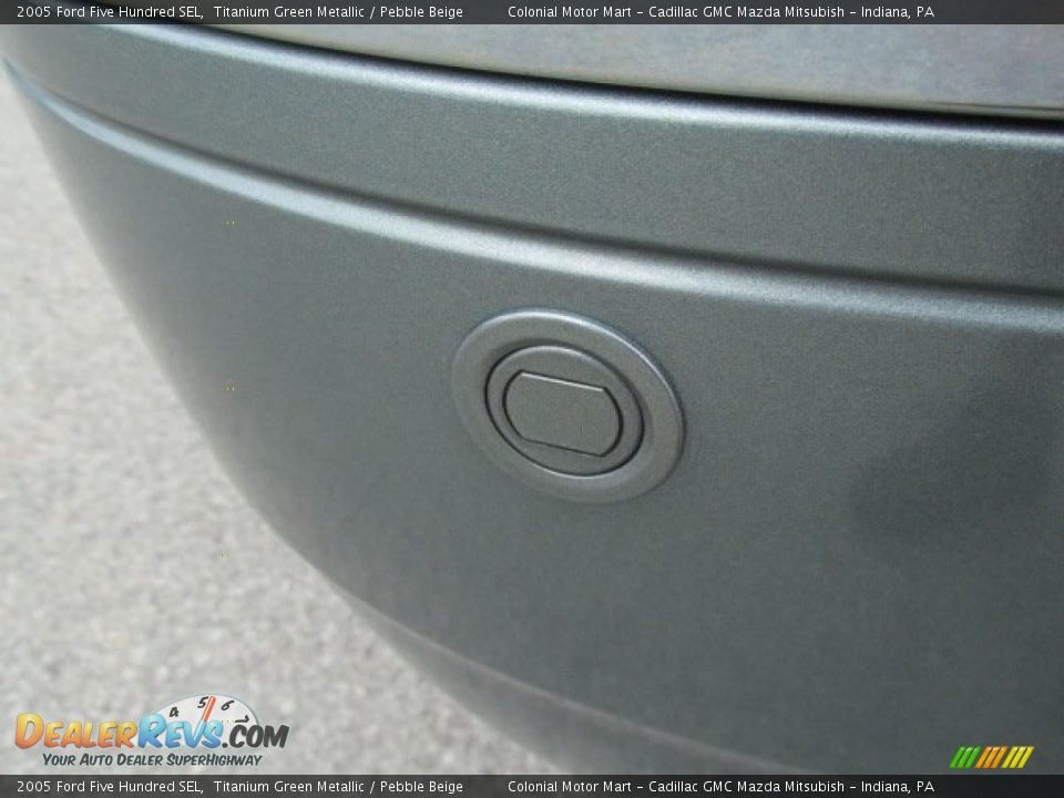 2005 Ford Five Hundred SEL Titanium Green Metallic / Pebble Beige Photo #9