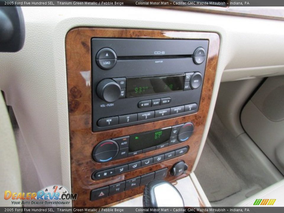2005 Ford Five Hundred SEL Titanium Green Metallic / Pebble Beige Photo #15
