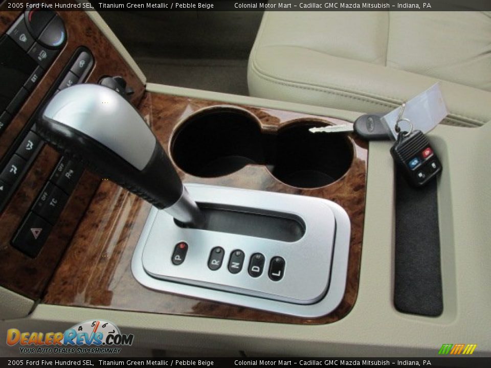 2005 Ford Five Hundred SEL Shifter Photo #16