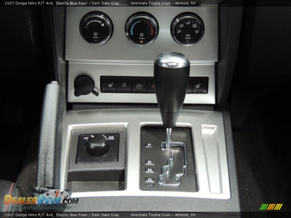 2007 Dodge Nitro R/T 4x4 Electric Blue Pearl / Dark Slate Gray Photo #16