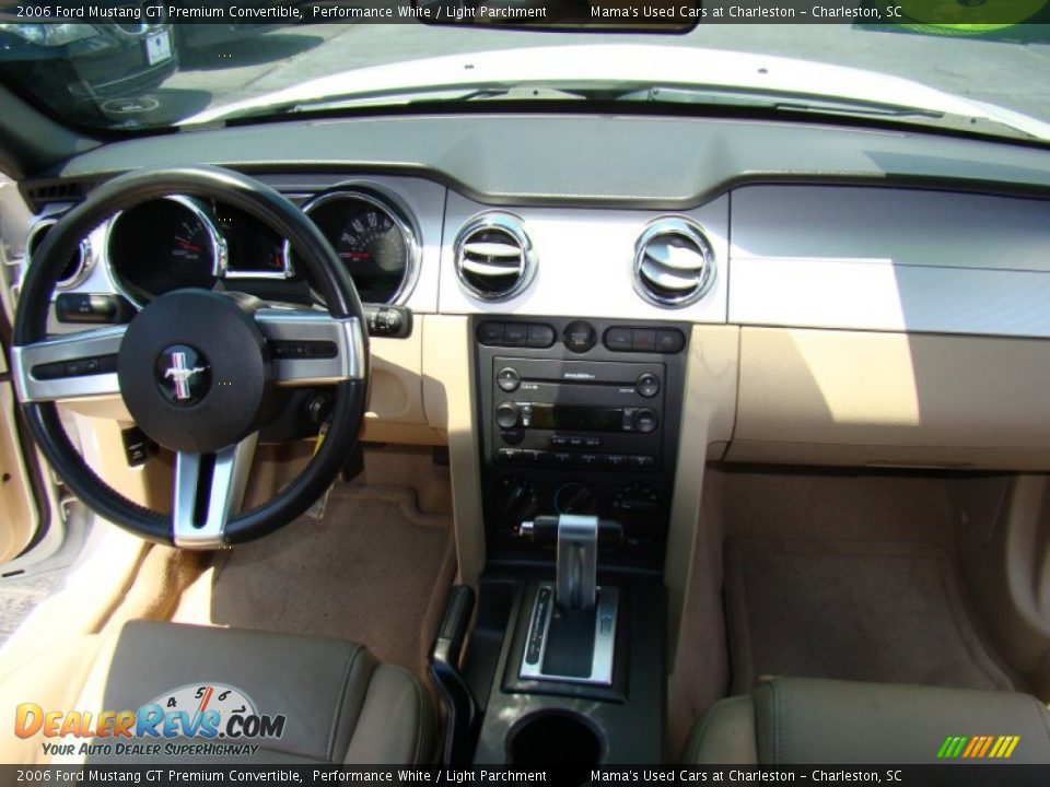 2006 Ford Mustang GT Premium Convertible Performance White / Light Parchment Photo #12