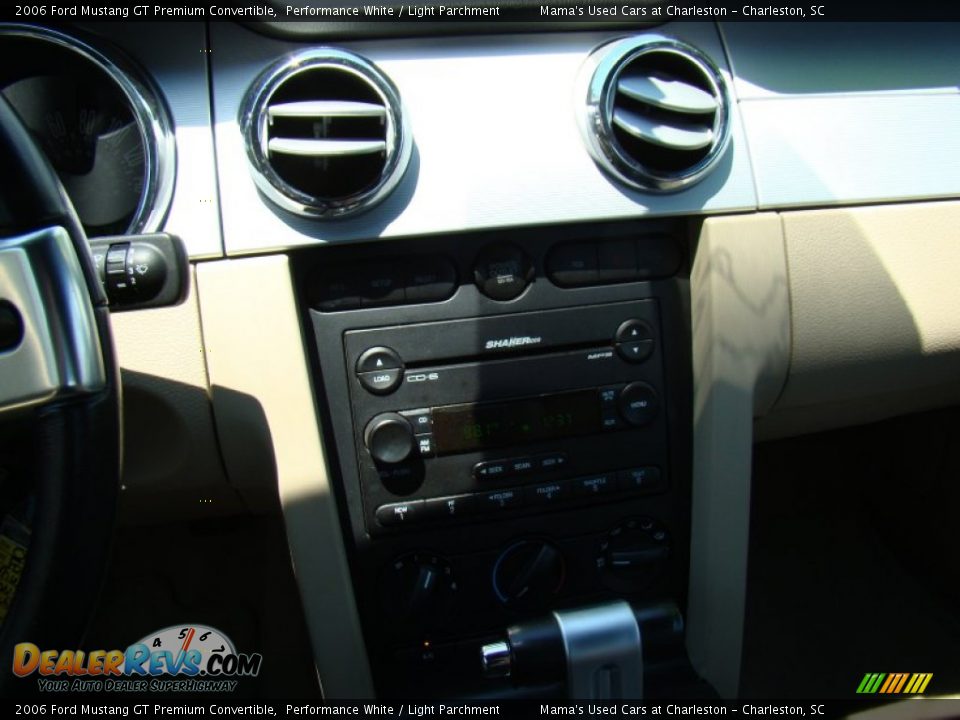 2006 Ford Mustang GT Premium Convertible Performance White / Light Parchment Photo #14