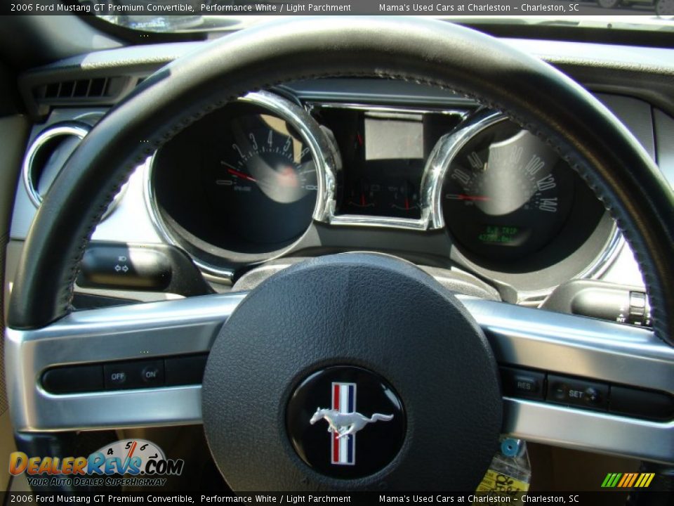2006 Ford Mustang GT Premium Convertible Performance White / Light Parchment Photo #16