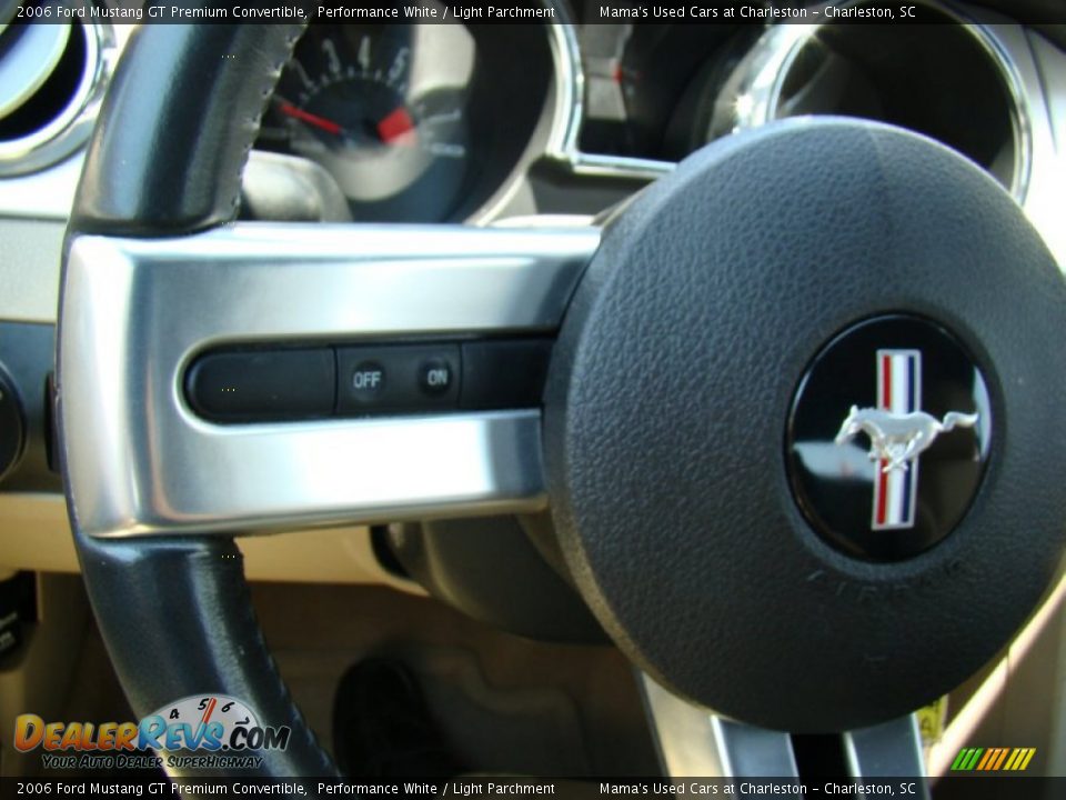 2006 Ford Mustang GT Premium Convertible Performance White / Light Parchment Photo #17