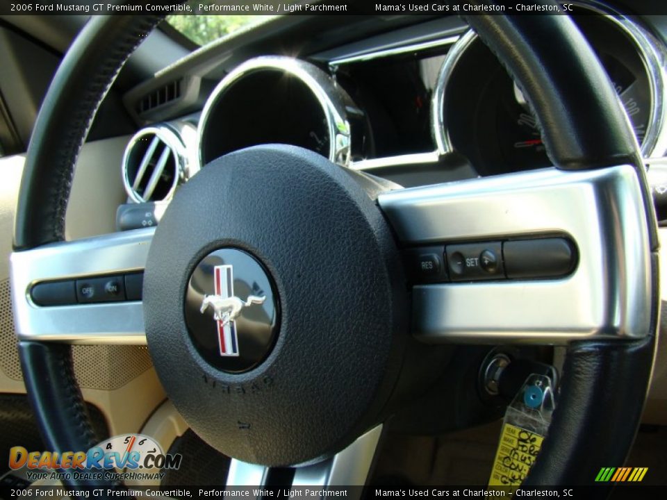 2006 Ford Mustang GT Premium Convertible Performance White / Light Parchment Photo #18