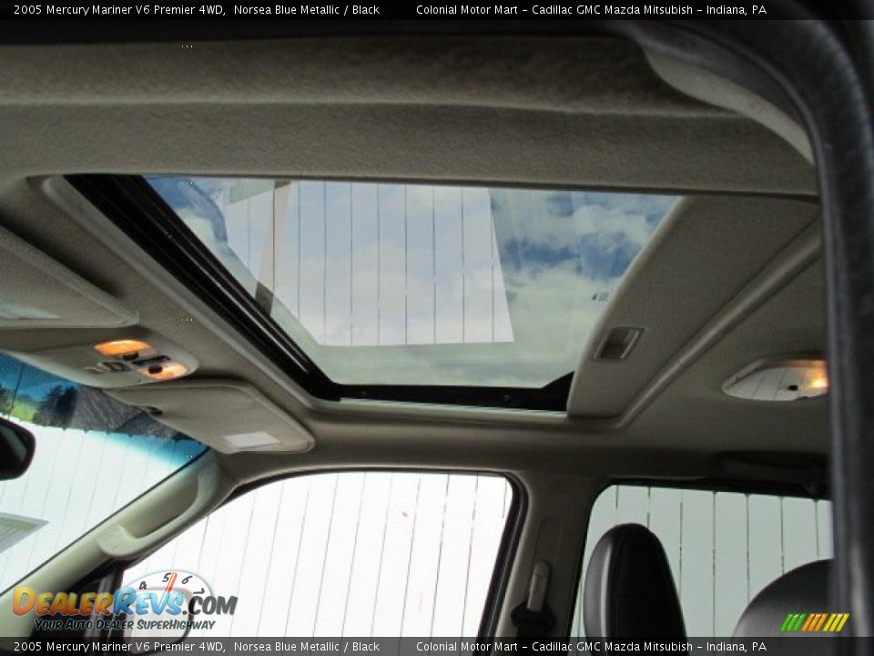 2005 Mercury Mariner V6 Premier 4WD Norsea Blue Metallic / Black Photo #10