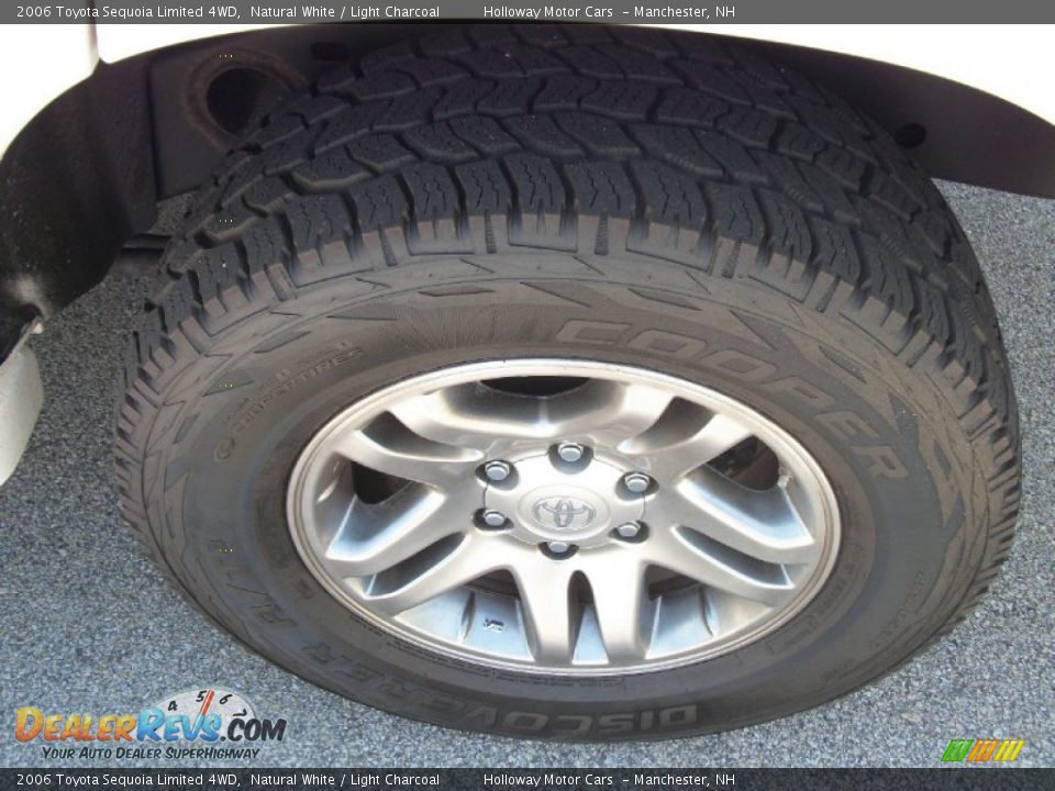 2006 Toyota Sequoia Limited 4WD Natural White / Light Charcoal Photo #5