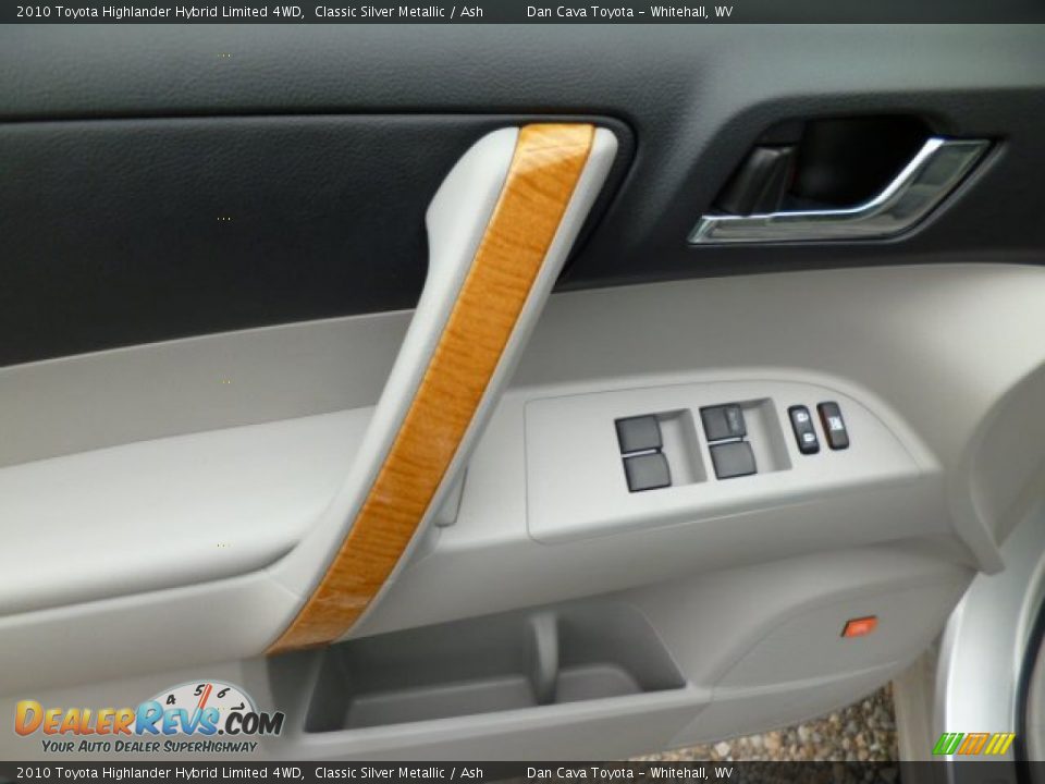 2010 Toyota Highlander Hybrid Limited 4WD Classic Silver Metallic / Ash Photo #12