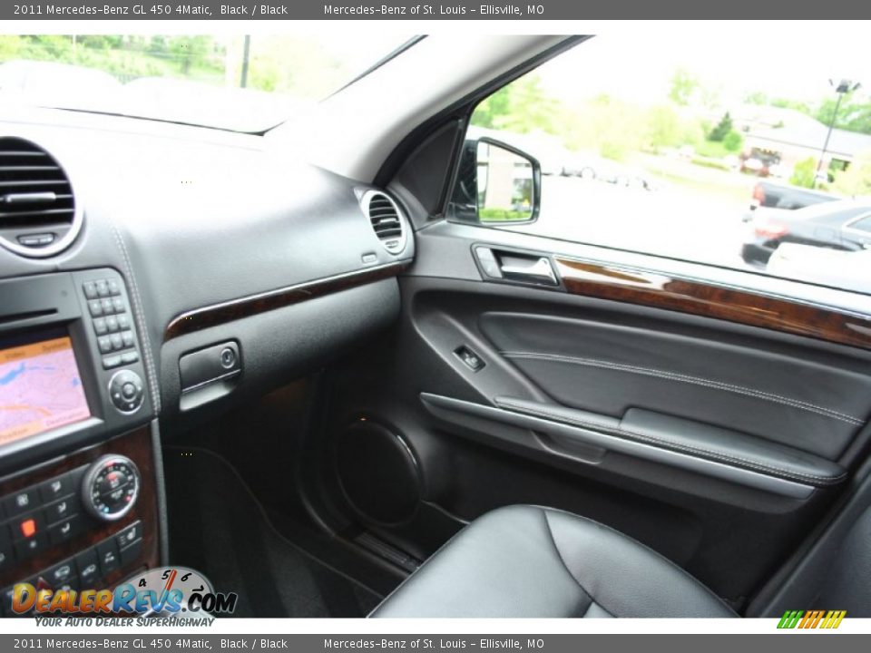 2011 Mercedes-Benz GL 450 4Matic Black / Black Photo #32