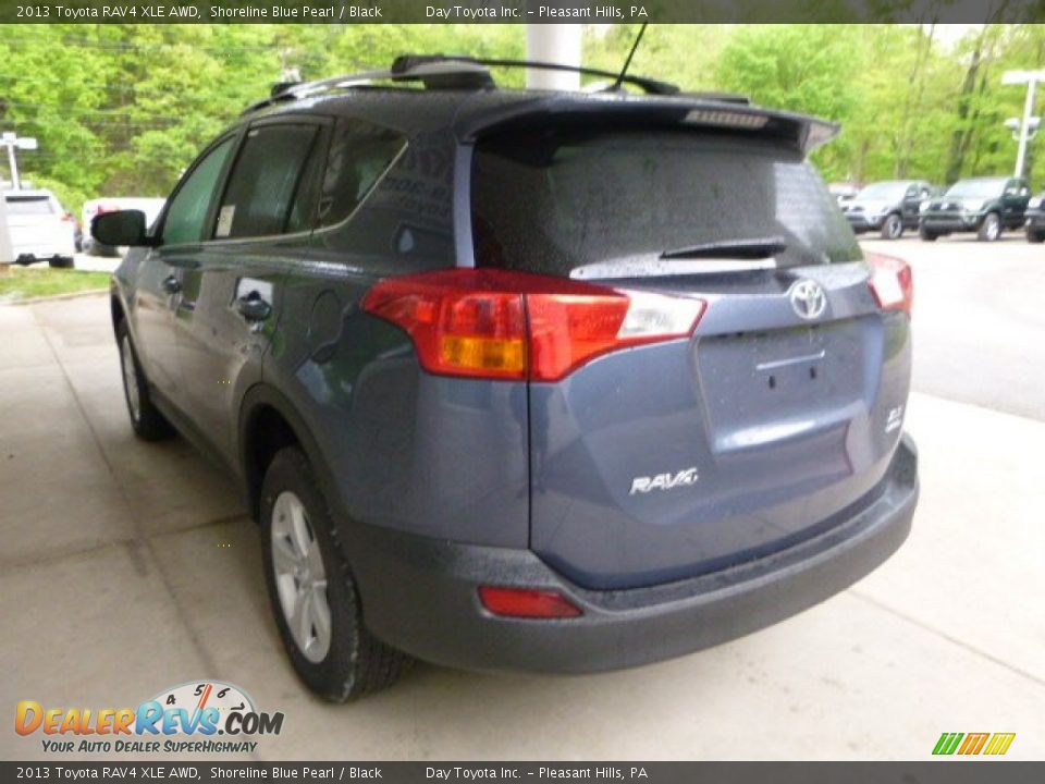 2013 Toyota RAV4 XLE AWD Shoreline Blue Pearl / Black Photo #4