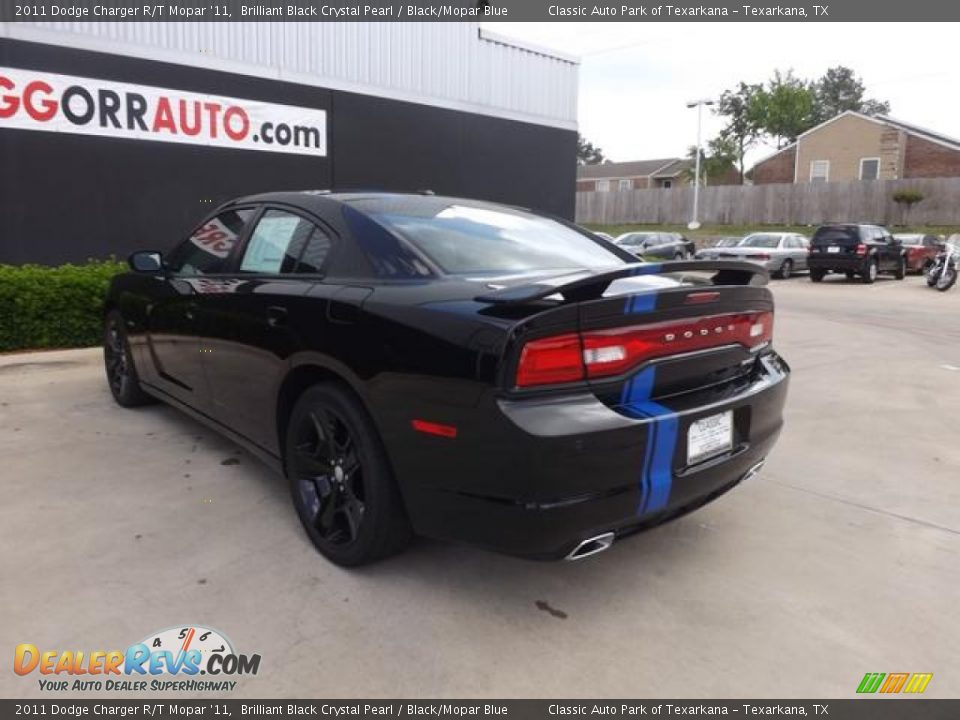 2011 Dodge Charger R/T Mopar '11 Brilliant Black Crystal Pearl / Black/Mopar Blue Photo #4