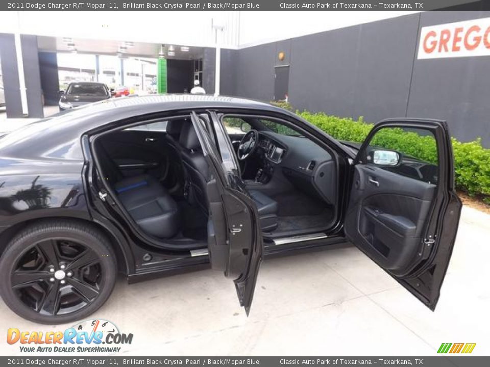 2011 Dodge Charger R/T Mopar '11 Brilliant Black Crystal Pearl / Black/Mopar Blue Photo #9