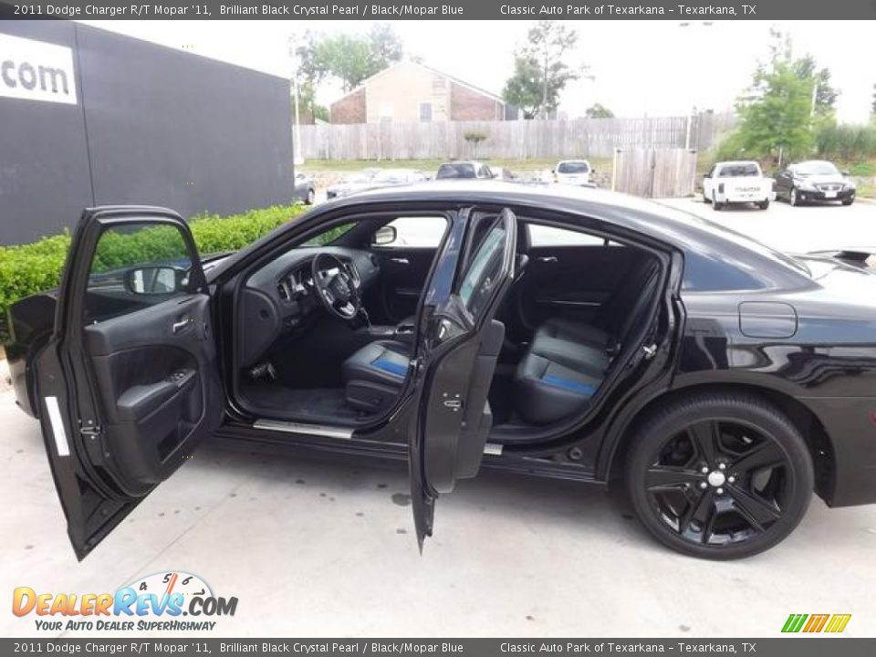 2011 Dodge Charger R/T Mopar '11 Brilliant Black Crystal Pearl / Black/Mopar Blue Photo #10