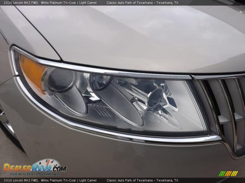 2010 Lincoln MKZ FWD White Platinum Tri-Coat / Light Camel Photo #13