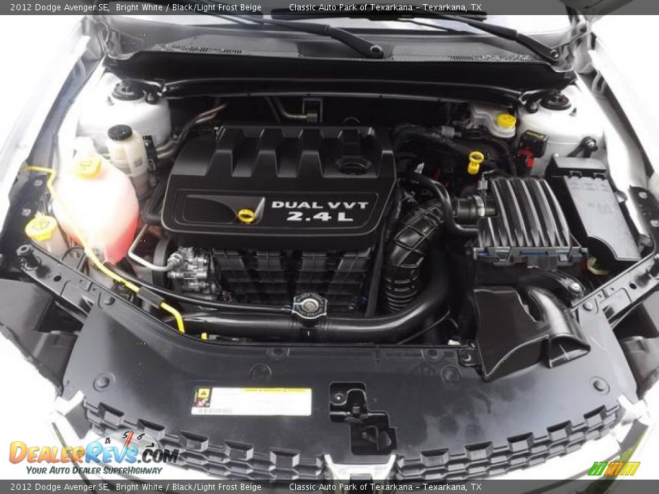 2012 Dodge Avenger SE Bright White / Black/Light Frost Beige Photo #11