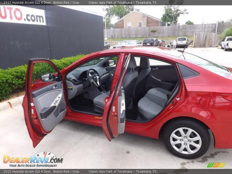 2012 Hyundai Accent GLS 4 Door Boston Red / Gray Photo #10