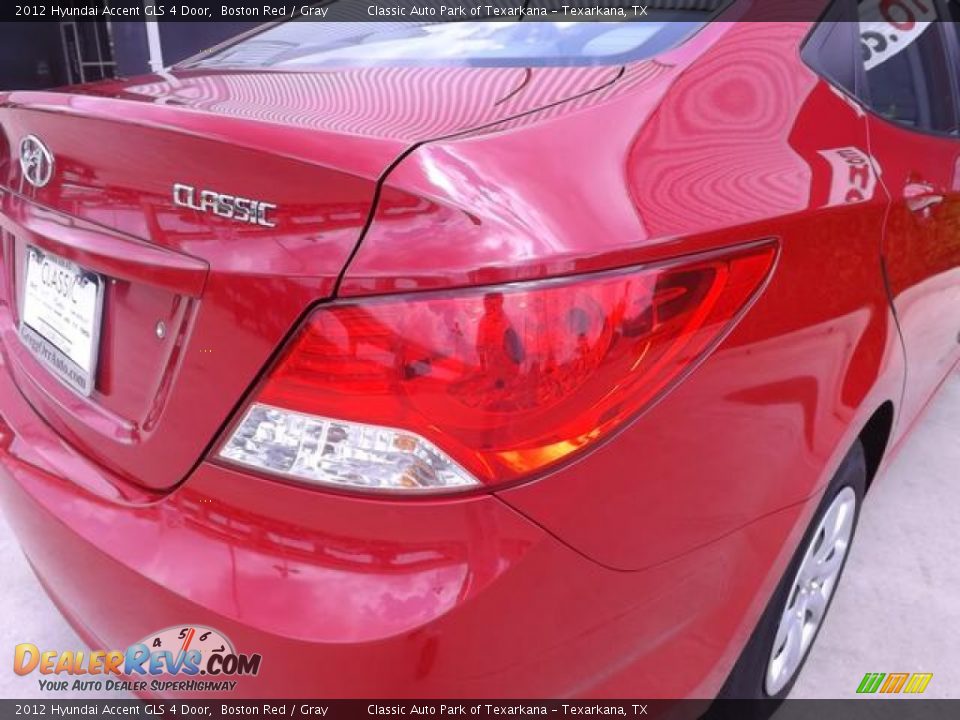 2012 Hyundai Accent GLS 4 Door Boston Red / Gray Photo #14