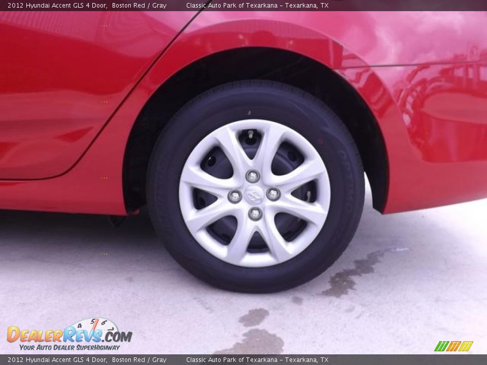 2012 Hyundai Accent GLS 4 Door Boston Red / Gray Photo #15
