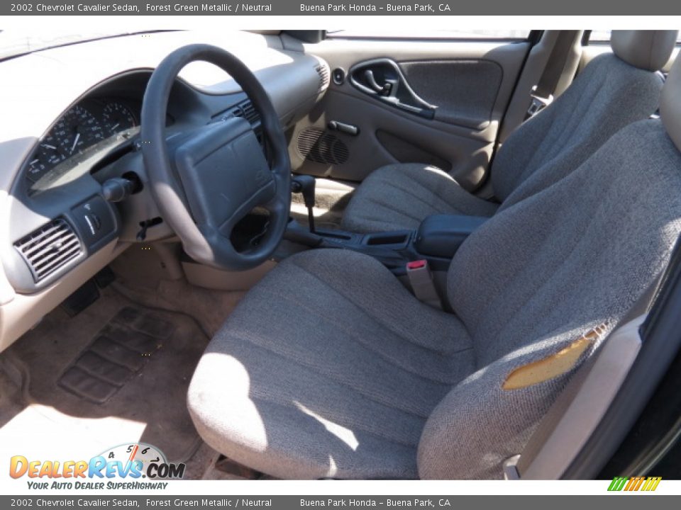 2002 Chevrolet Cavalier Sedan Forest Green Metallic / Neutral Photo #4