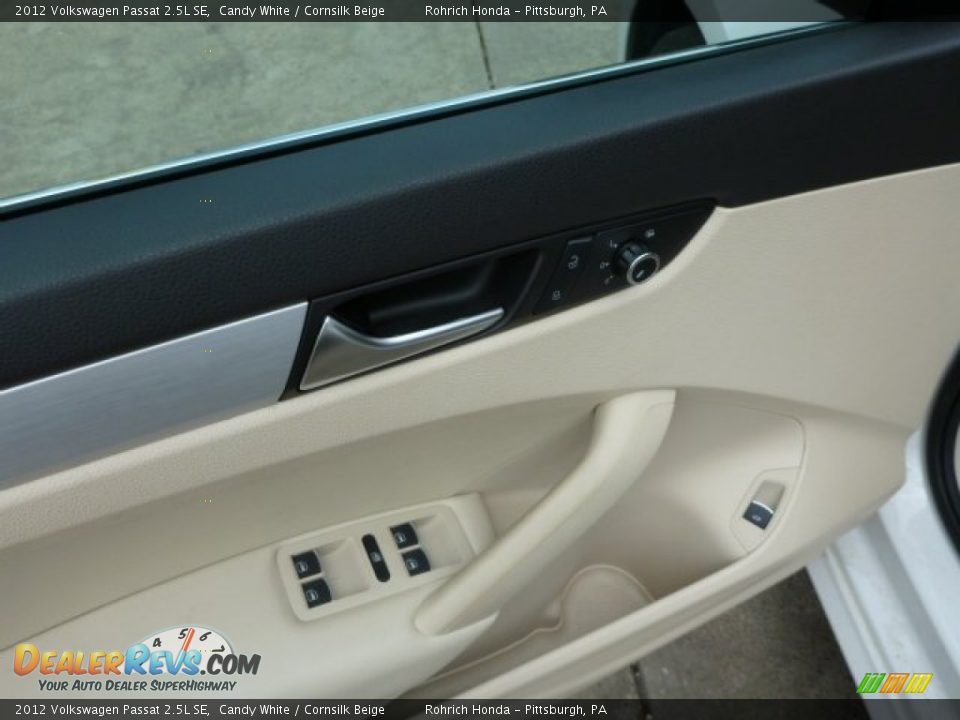 2012 Volkswagen Passat 2.5L SE Candy White / Cornsilk Beige Photo #14