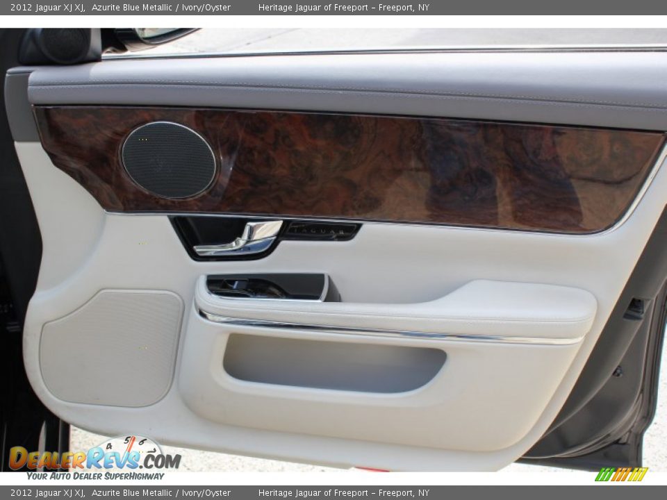 2012 Jaguar XJ XJ Azurite Blue Metallic / Ivory/Oyster Photo #10