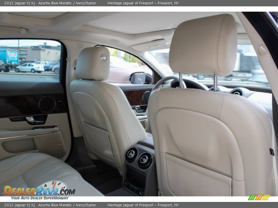 2012 Jaguar XJ XJ Azurite Blue Metallic / Ivory/Oyster Photo #15