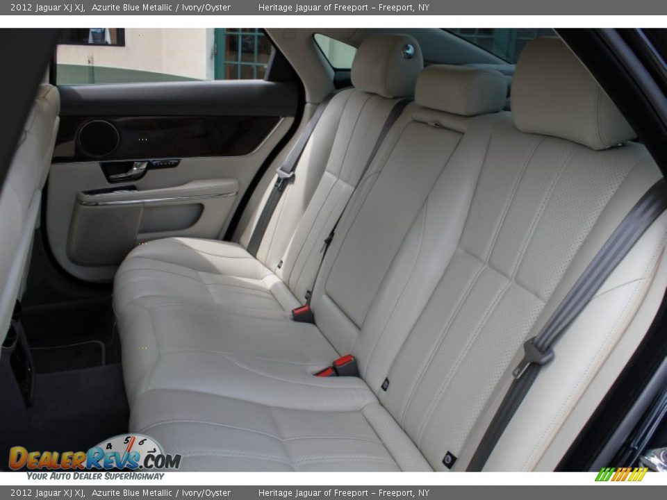 2012 Jaguar XJ XJ Azurite Blue Metallic / Ivory/Oyster Photo #17