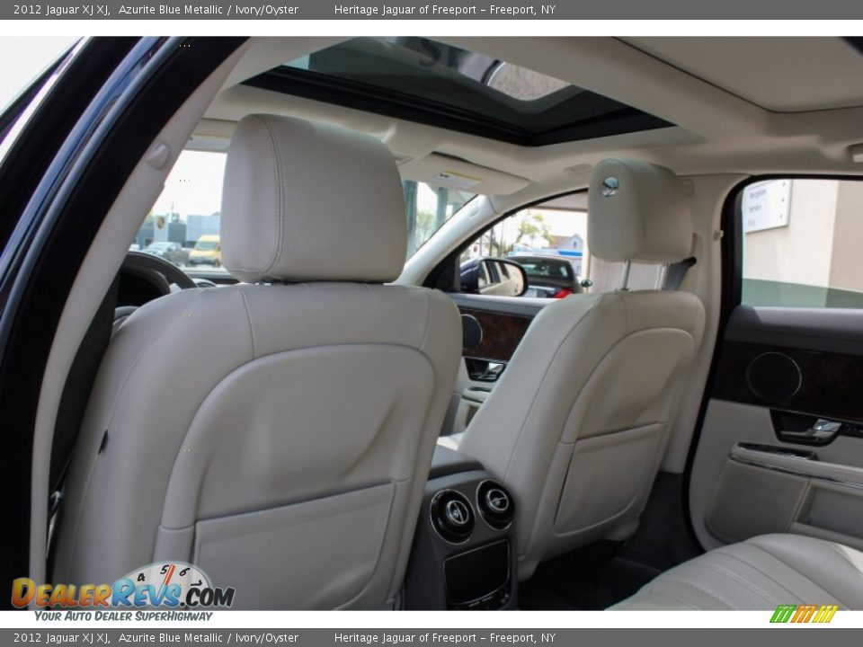 2012 Jaguar XJ XJ Azurite Blue Metallic / Ivory/Oyster Photo #18