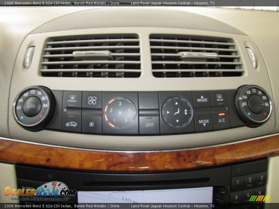 Controls of 2006 Mercedes-Benz E 320 CDI Sedan Photo #17