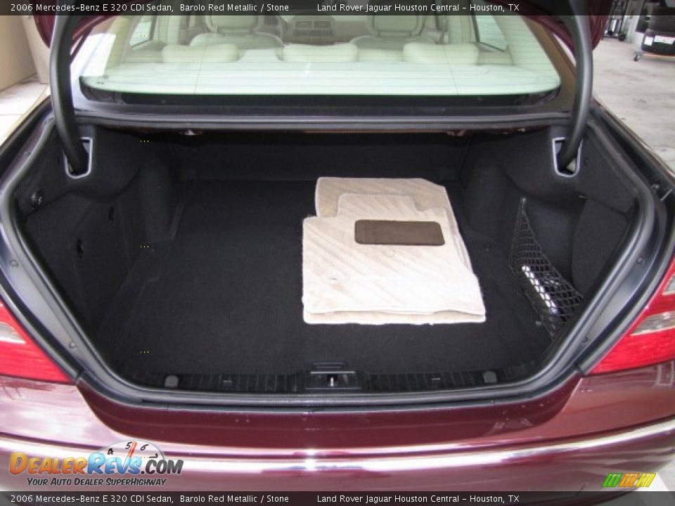2006 Mercedes-Benz E 320 CDI Sedan Trunk Photo #25