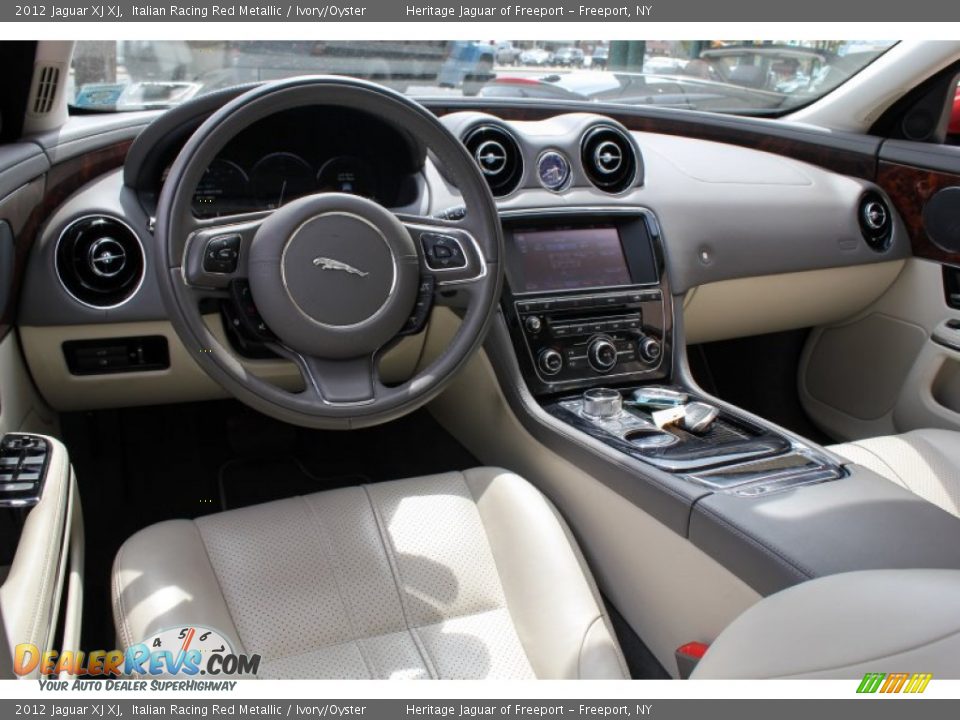 2012 Jaguar XJ XJ Italian Racing Red Metallic / Ivory/Oyster Photo #27