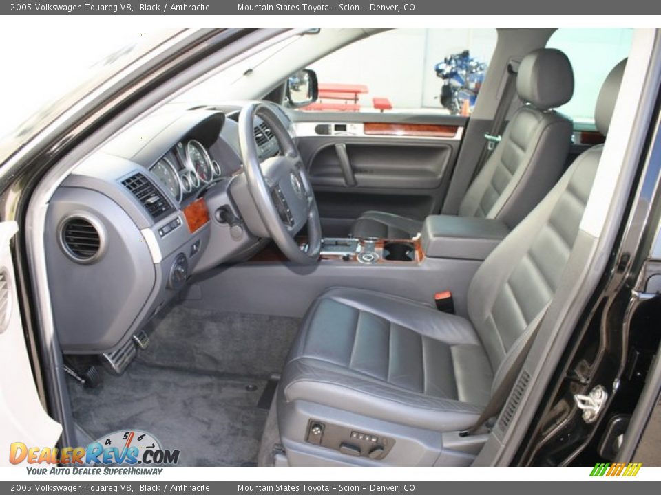 2005 Volkswagen Touareg V8 Black / Anthracite Photo #10
