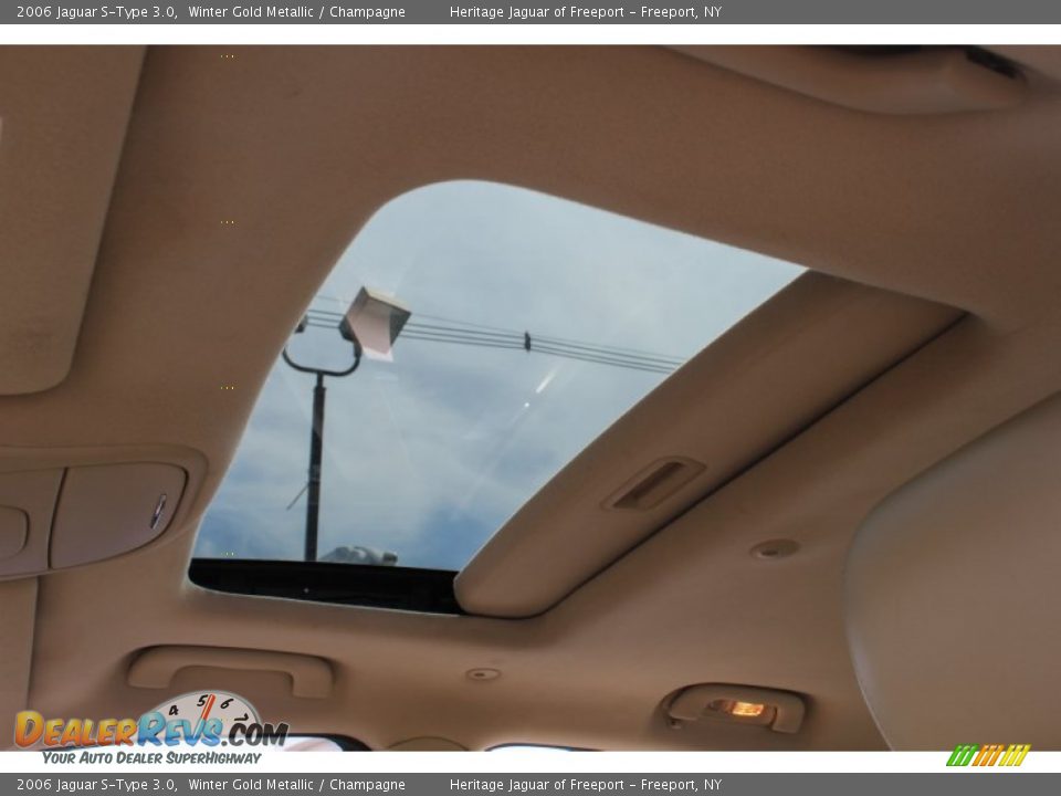 2006 Jaguar S-Type 3.0 Winter Gold Metallic / Champagne Photo #23