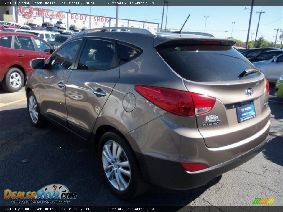2011 Hyundai Tucson Limited Chai Bronze / Taupe Photo #6