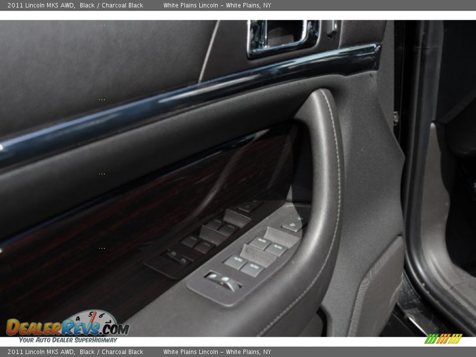 2011 Lincoln MKS AWD Black / Charcoal Black Photo #15