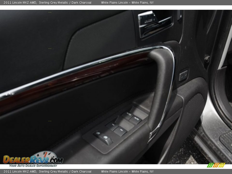 2011 Lincoln MKZ AWD Sterling Grey Metallic / Dark Charcoal Photo #18