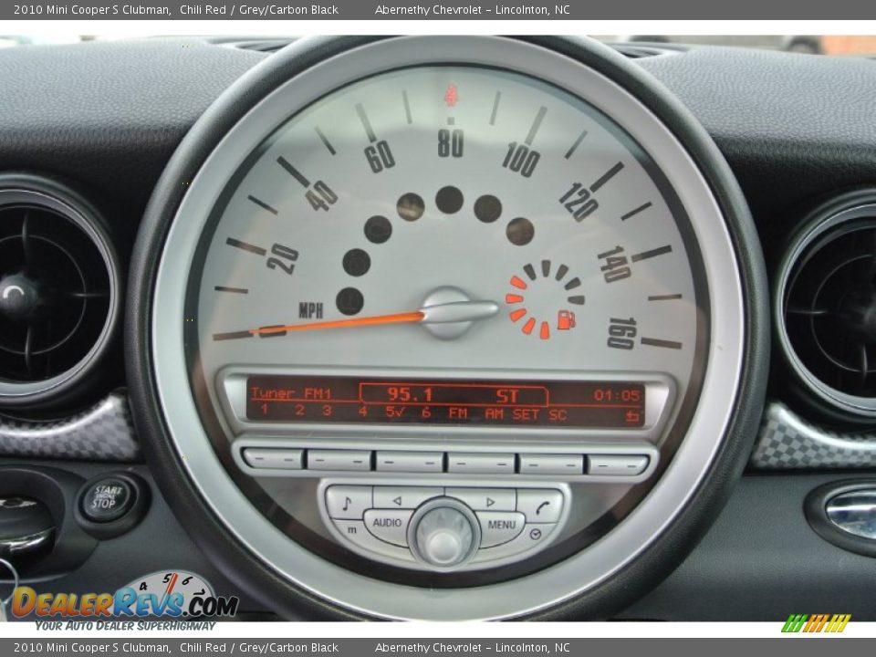 2010 Mini Cooper S Clubman Chili Red / Grey/Carbon Black Photo #13