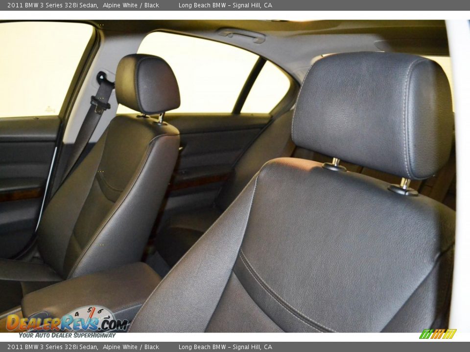 2011 BMW 3 Series 328i Sedan Alpine White / Black Photo #11