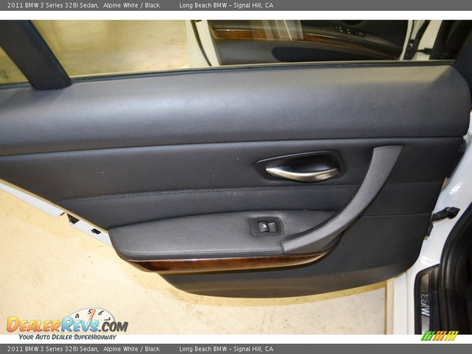 2011 BMW 3 Series 328i Sedan Alpine White / Black Photo #17