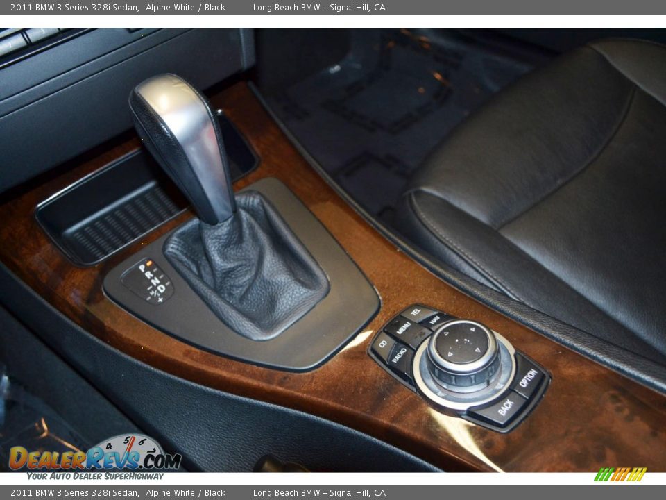 2011 BMW 3 Series 328i Sedan Alpine White / Black Photo #24