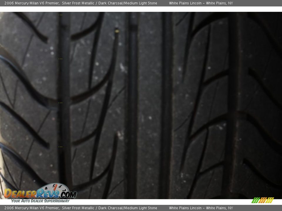 2006 Mercury Milan V6 Premier Silver Frost Metallic / Dark Charcoal/Medium Light Stone Photo #2