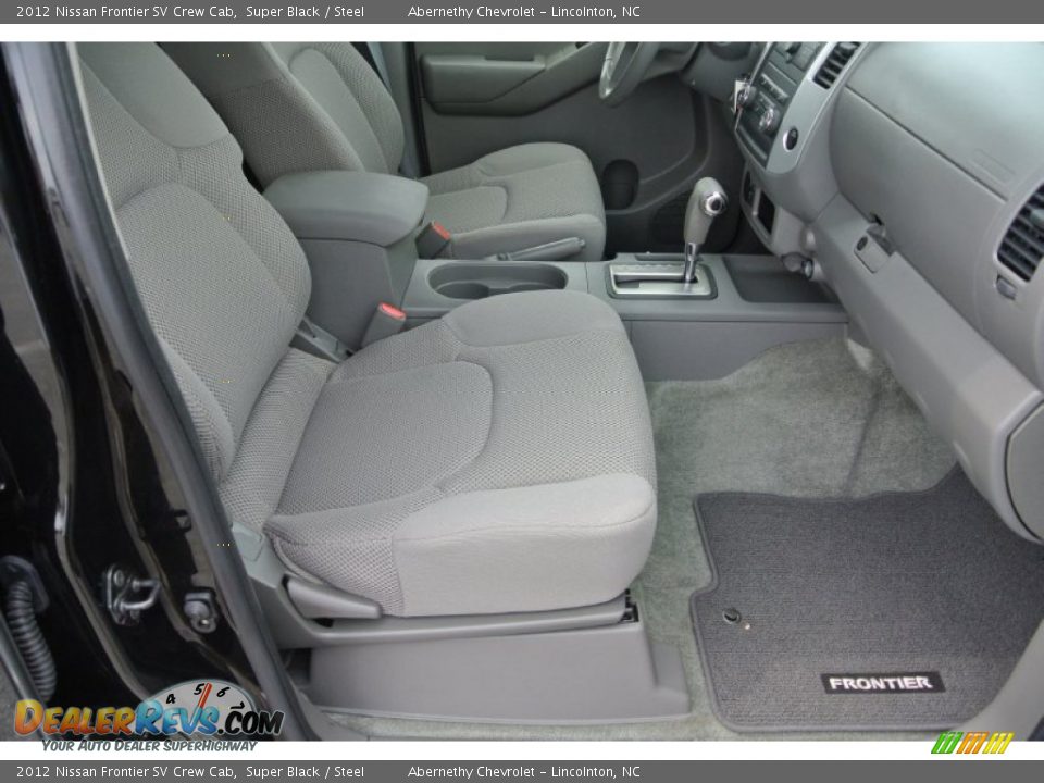2012 Nissan Frontier SV Crew Cab Super Black / Steel Photo #17