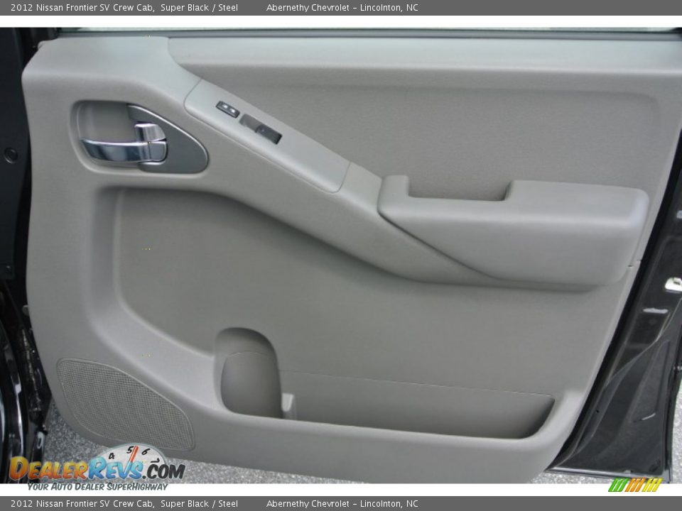 2012 Nissan Frontier SV Crew Cab Super Black / Steel Photo #18