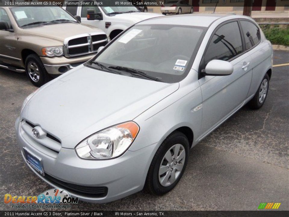 2011 Hyundai Accent GS 3 Door Platinum Silver / Black Photo #2